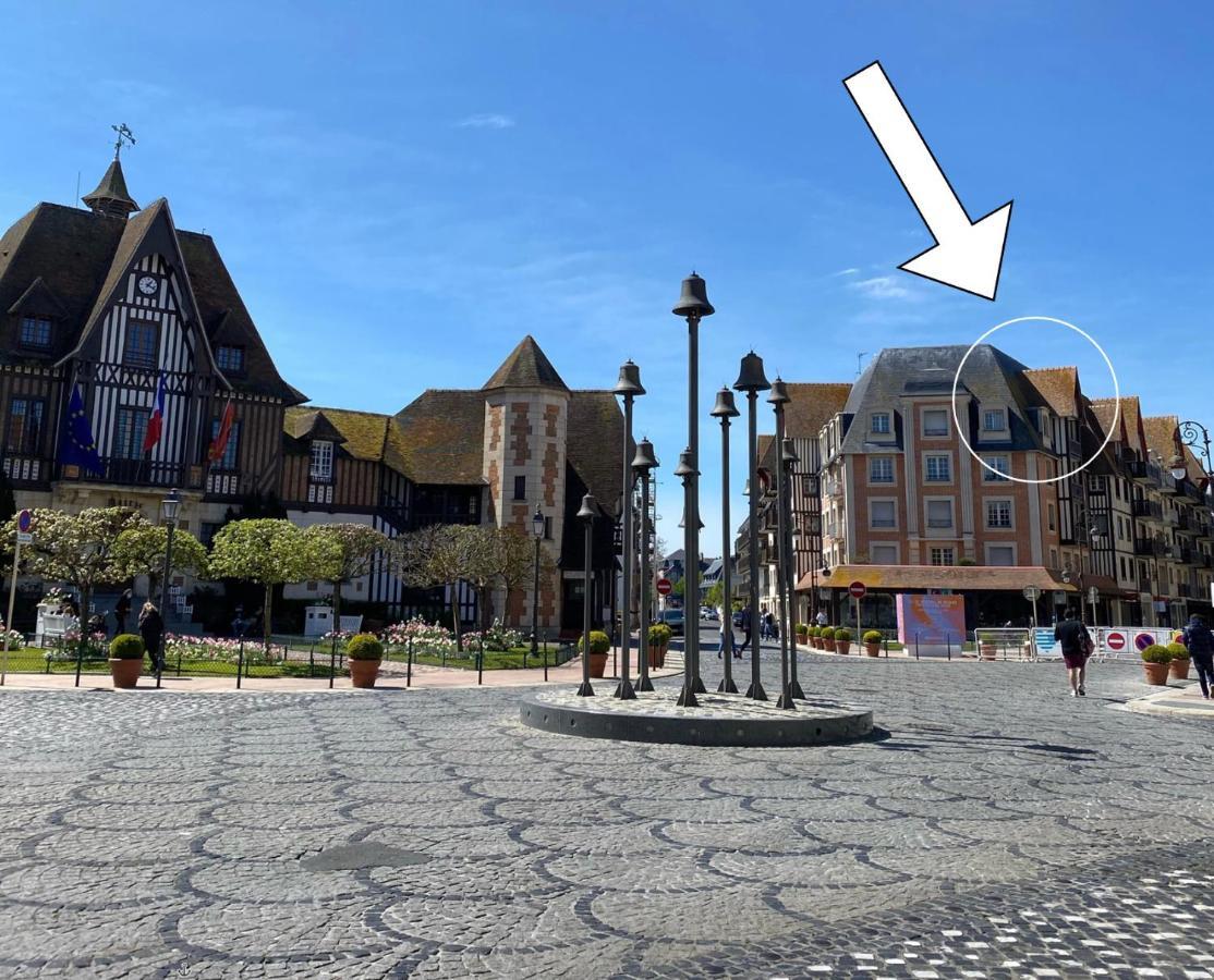Duplex Au Coeur De Deauville Avec Vue Imprenable Et Parking Prive Экстерьер фото